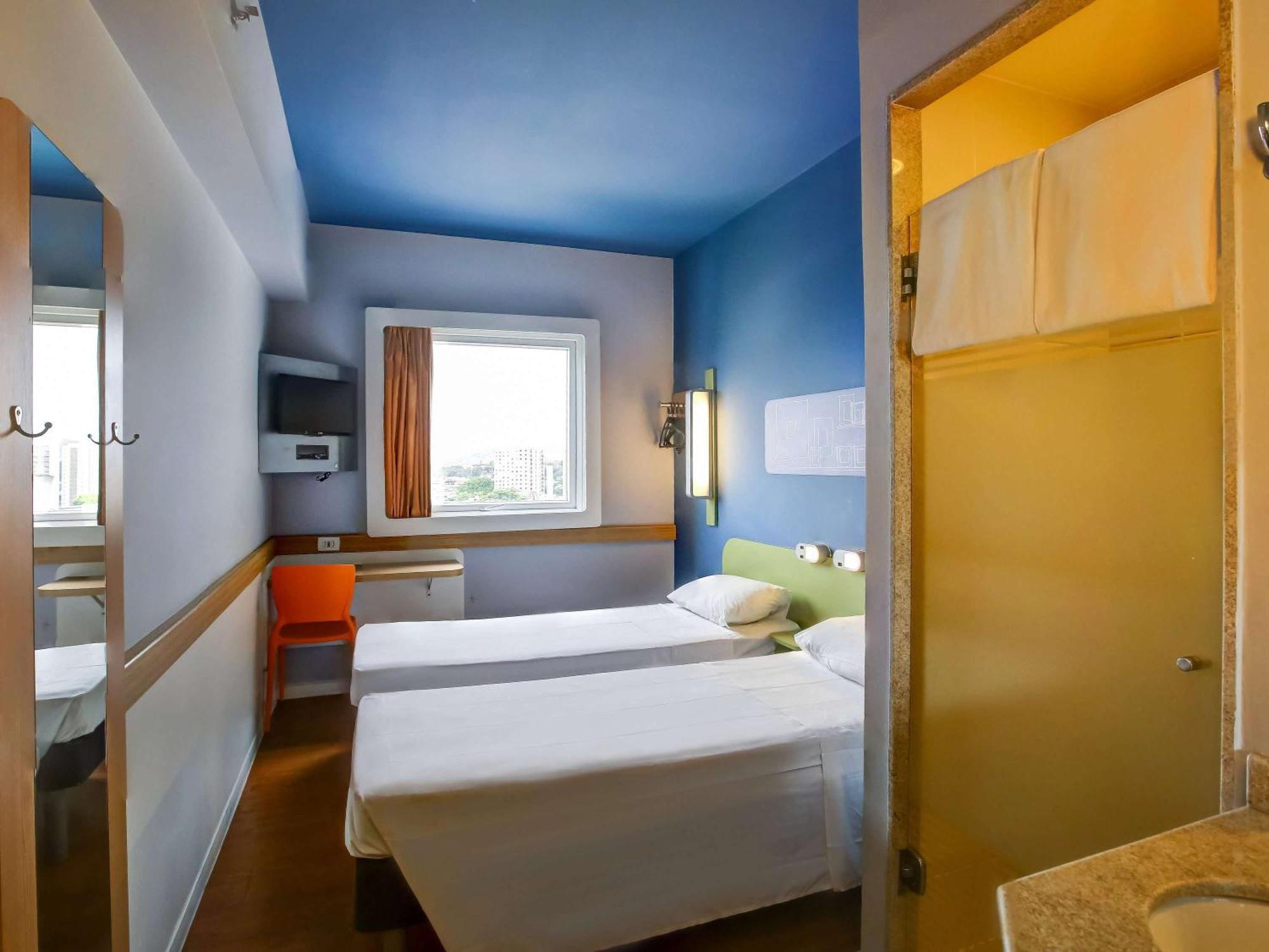 Ibis Budget Rio De Janeiro Nova America Exterior photo